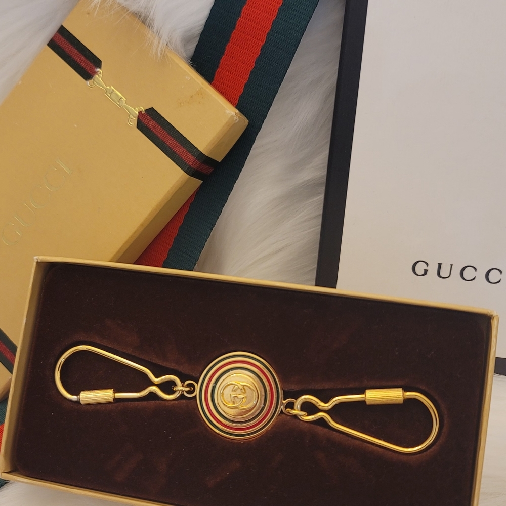 VINTAGE GUCCI KEYCHAIN